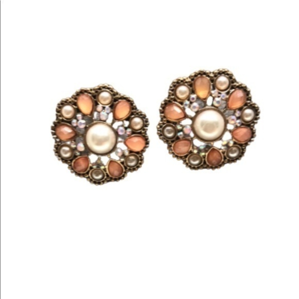 Pearl, gold and coral colored stone earrings